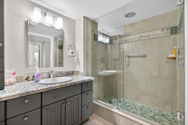 36 Yacht Club Drive 307, North Palm Beach, FL 33408