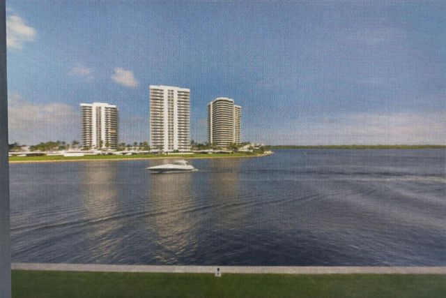 36 Yacht Club Drive 307, North Palm Beach, FL 33408