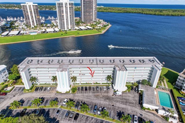 36 Yacht Club Drive 307, North Palm Beach, FL 33408