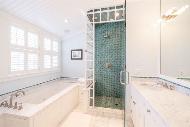 24 Katama Bay View Road, Edgartown, MA 02539