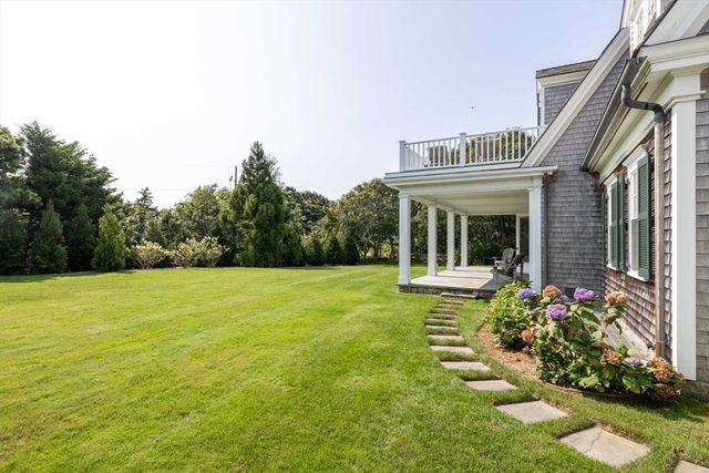 24 Katama Bay View Road, Edgartown, MA 02539