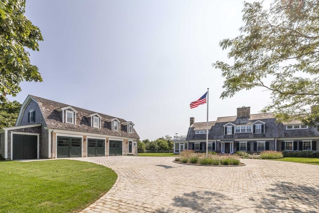 24 Katama Bay View Road, Edgartown, MA 02539