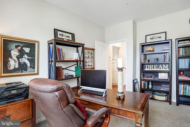 2706 SIR MICHAEL PL, Lanham, MD 20706