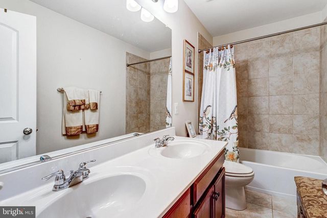 2706 SIR MICHAEL PL, Lanham, MD 20706