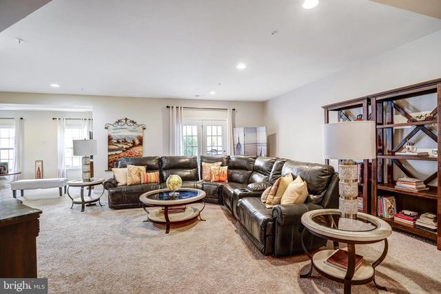 2706 SIR MICHAEL PL, Lanham, MD 20706