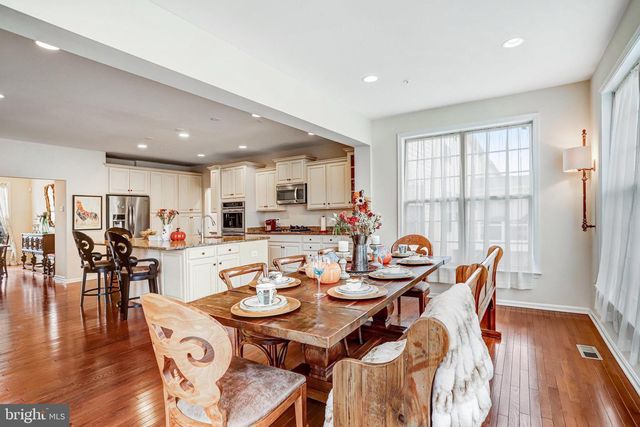 2706 SIR MICHAEL PL, Lanham, MD 20706