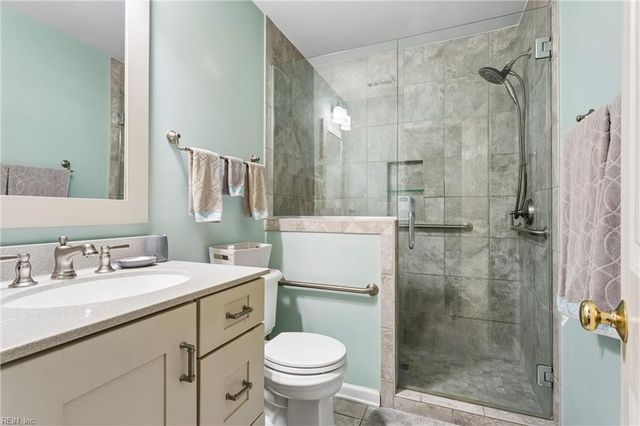 3809 Stream Dr, Gloucester, VA 23061