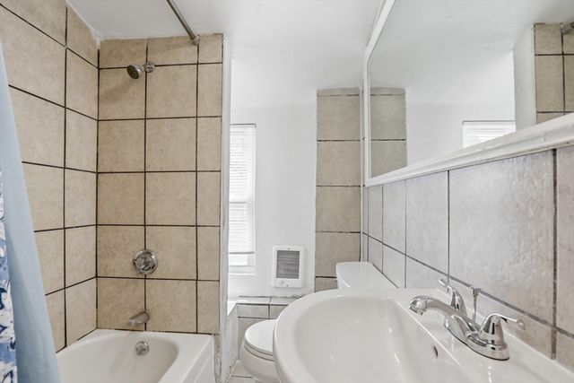 121 Glendale St 3, Everett, MA 02149