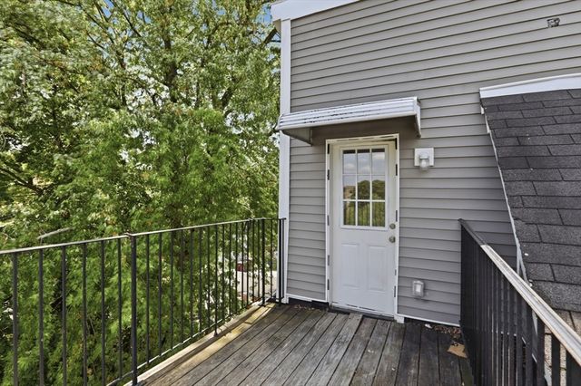 121 Glendale St 3, Everett, MA 02149