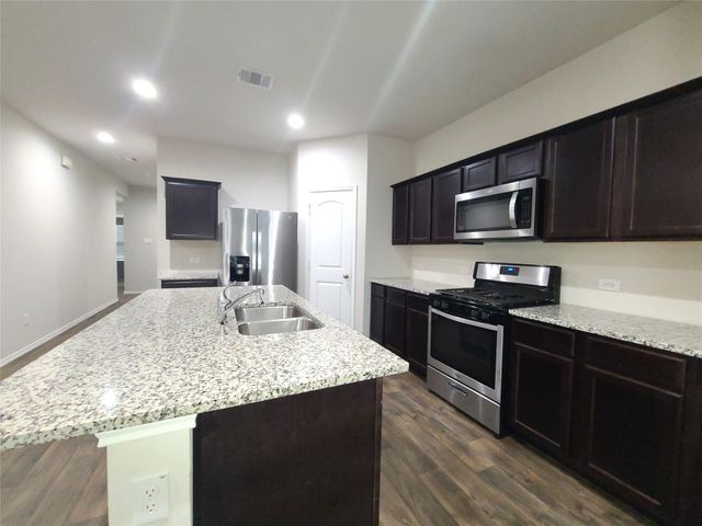 14628 Bellaria Manor Lane, Magnolia, TX 77354