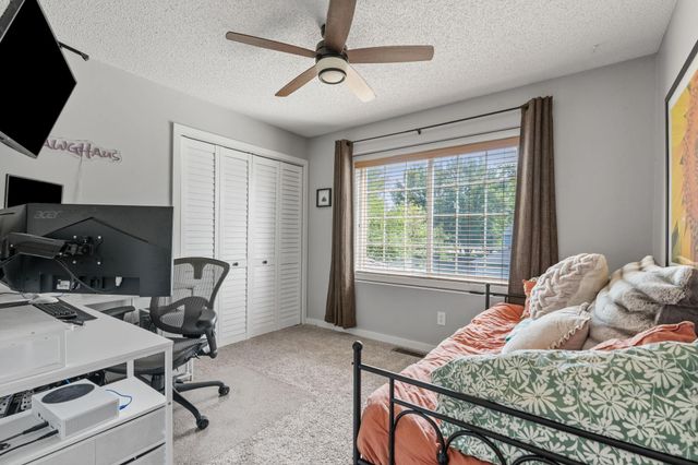2836 Coach Court, Chanhassen, MN 55317