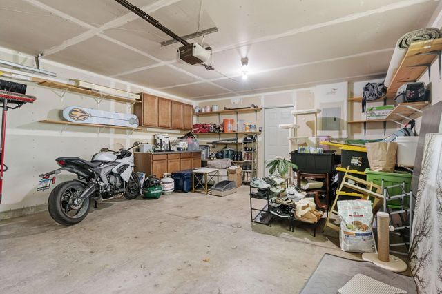 2836 Coach Court, Chanhassen, MN 55317
