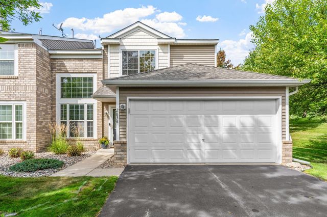 2836 Coach Court, Chanhassen, MN 55317