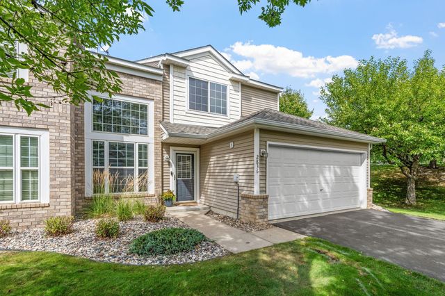 2836 Coach Court, Chanhassen, MN 55317