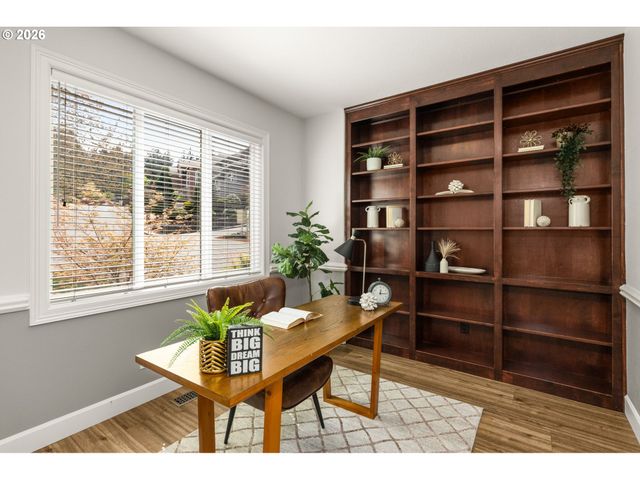 12939 Sw RIDGEFIELD Ln, Portland, OR 97223