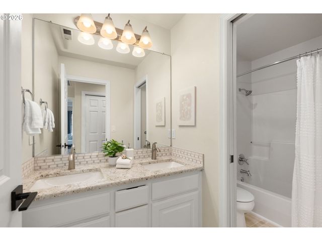 12939 Sw RIDGEFIELD Ln, Portland, OR 97223