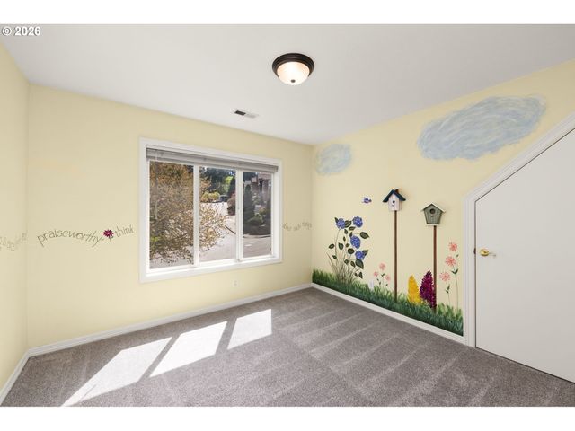 12939 Sw RIDGEFIELD Ln, Portland, OR 97223