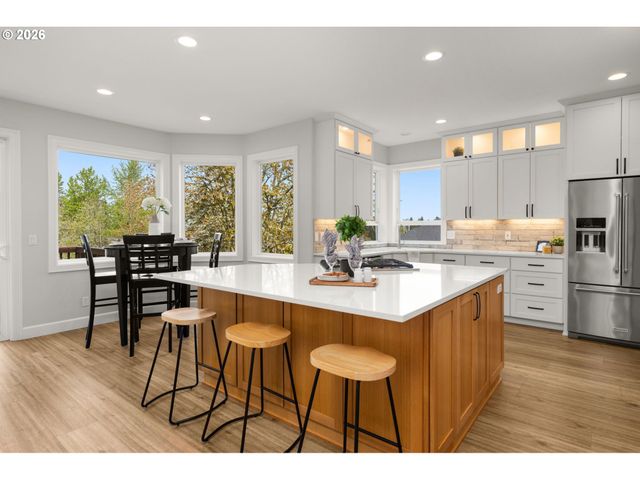 12939 Sw RIDGEFIELD Ln, Portland, OR 97223