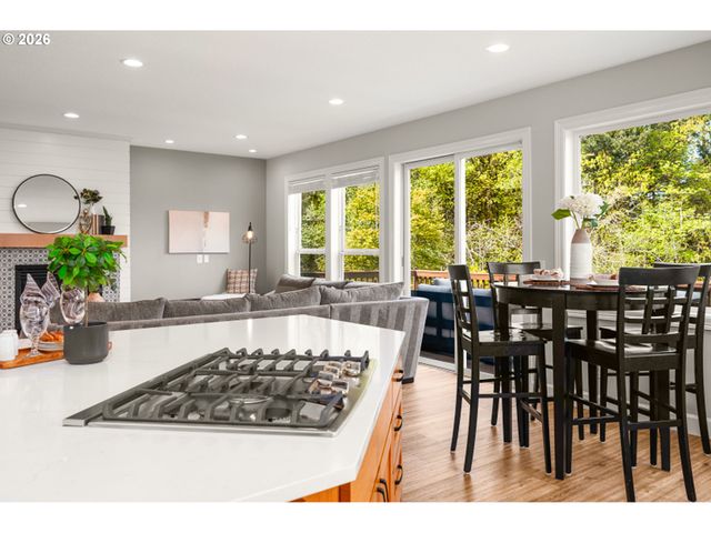 12939 Sw RIDGEFIELD Ln, Portland, OR 97223