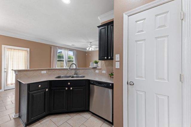 20538 Bonds Creek Lane, Spring, TX 77388