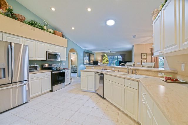 8850 SE 140TH PLACE ROAD, Summerfield, FL 34491