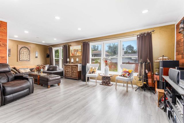 148 Newport Drive, Bolingbrook, IL 60440