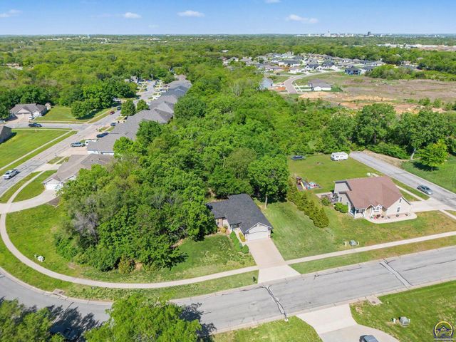 2625 SE Mercury AVE, Topeka, KS 66605