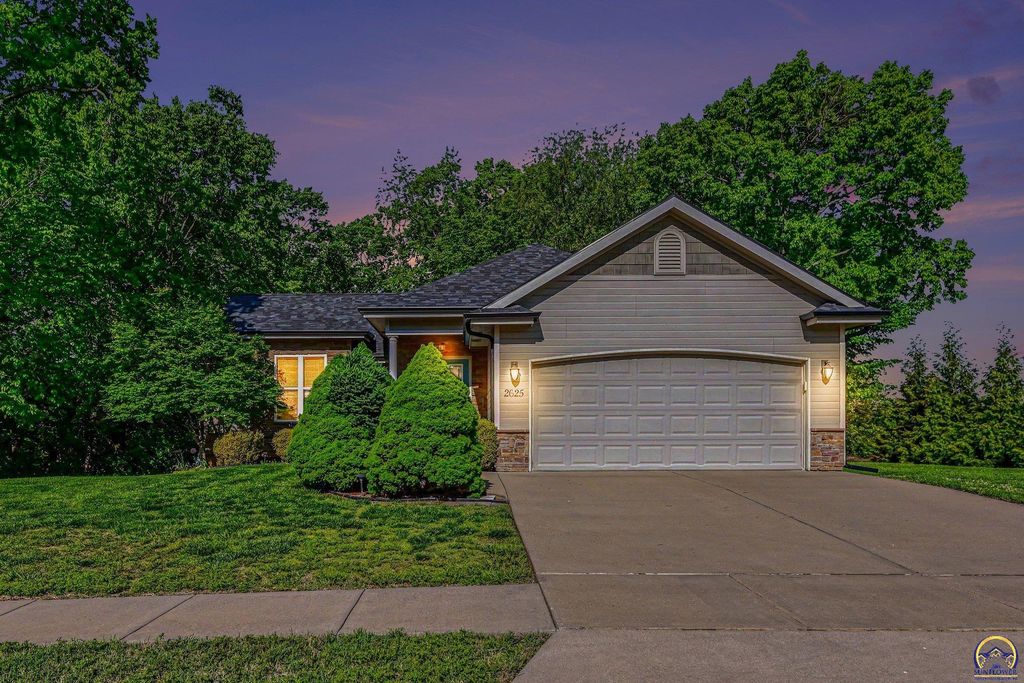 2625 SE Mercury AVE, Topeka, KS 66605