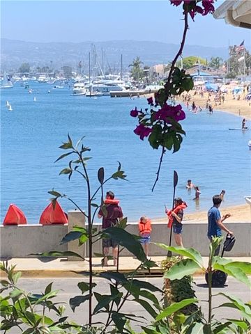 222 20th, Newport Beach, CA 92663