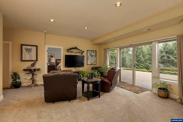 5101 NW Paradise Dr, Forest Grove, OR 97116