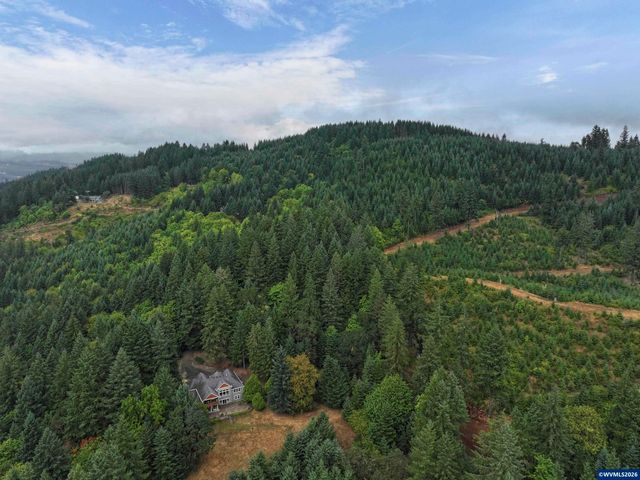5101 NW Paradise Dr, Forest Grove, OR 97116