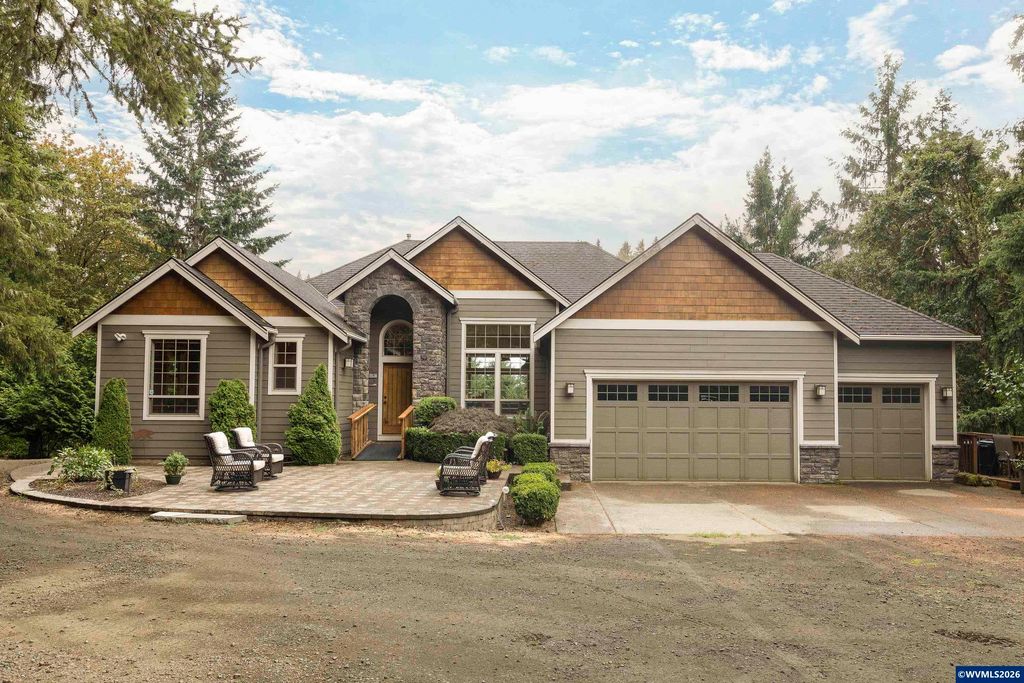 5101 NW Paradise Dr, Forest Grove, OR 97116