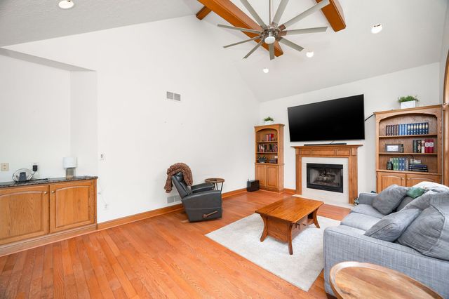 227 Saint Leonards Lane, Cranberry Twp, PA 16066