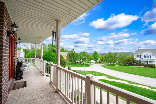 227 Saint Leonards Lane, Cranberry Twp, PA 16066