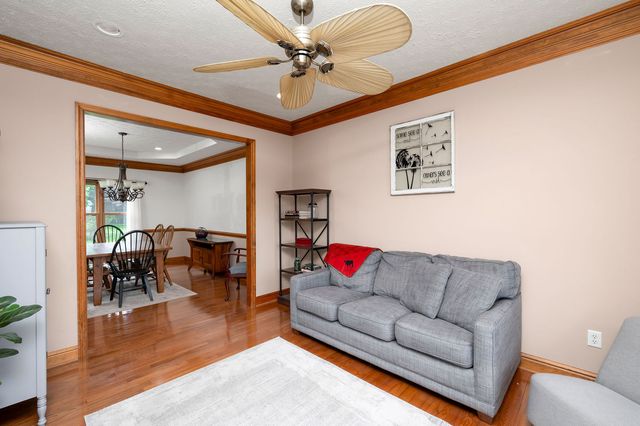 227 Saint Leonards Lane, Cranberry Twp, PA 16066