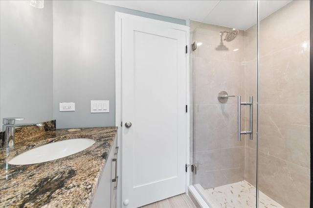 61 Miller Road, Lake Zurich, IL 60047