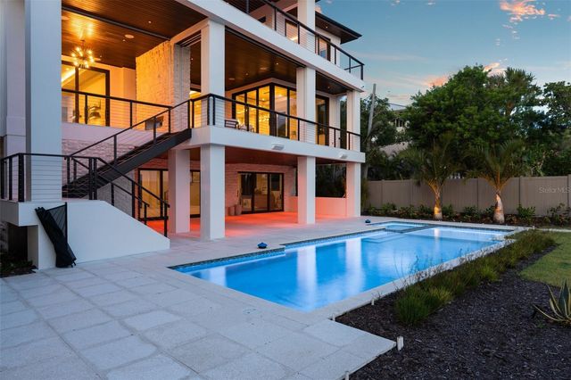 7324 POINT OF ROCKS ROAD, Sarasota, FL 34242