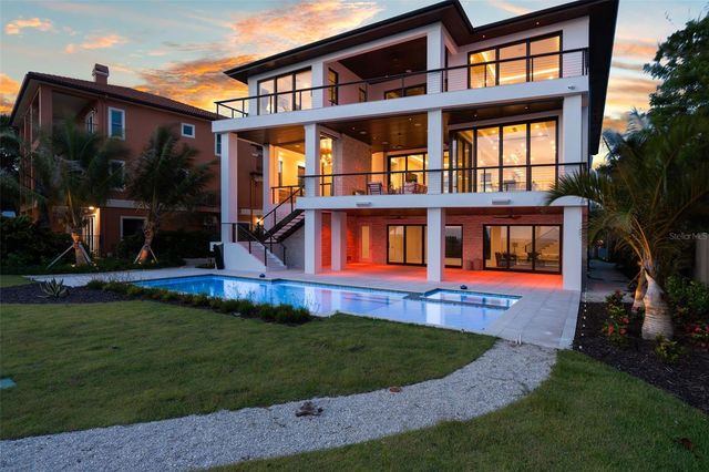 7324 POINT OF ROCKS ROAD, Sarasota, FL 34242