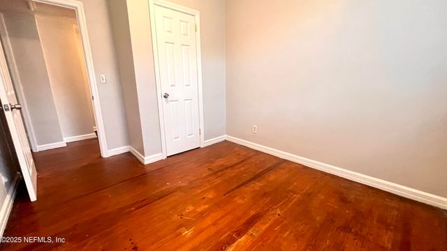 1725 SEMINARY Street, Jacksonville, FL 32209