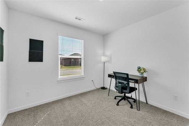 982 Emerald Street, Prairie Grove, AR 72753