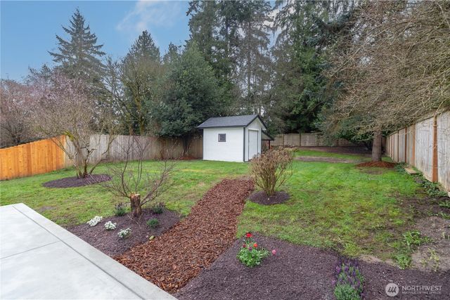 6485 NE Bell Str., Suquamish, WA 98392