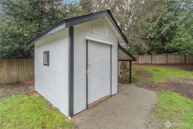 6485 NE Bell Str., Suquamish, WA 98392