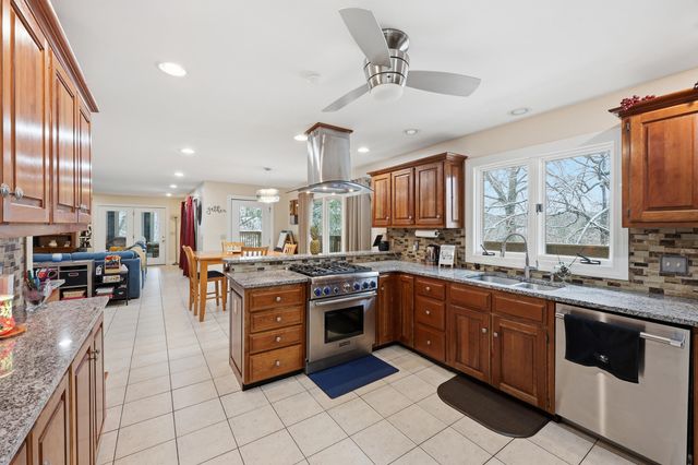 106 Churchill Drive, Berea, KY 40403