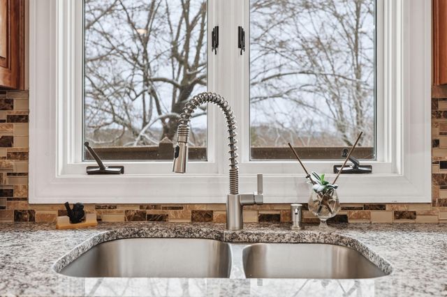 106 Churchill Drive, Berea, KY 40403