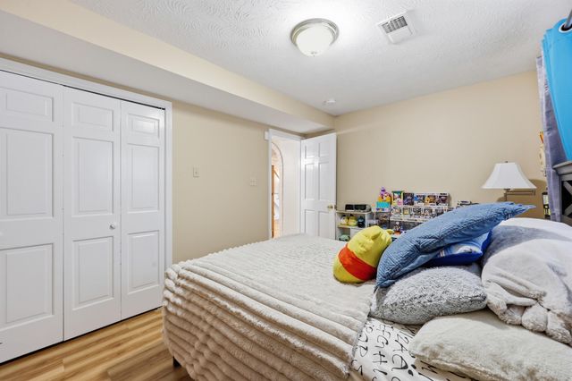 106 Churchill Drive, Berea, KY 40403