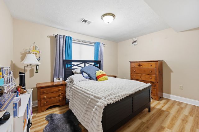 106 Churchill Drive, Berea, KY 40403