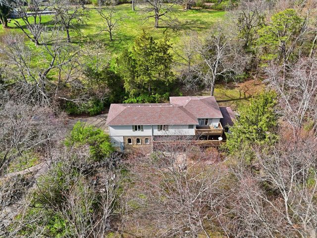 106 Churchill Drive, Berea, KY 40403