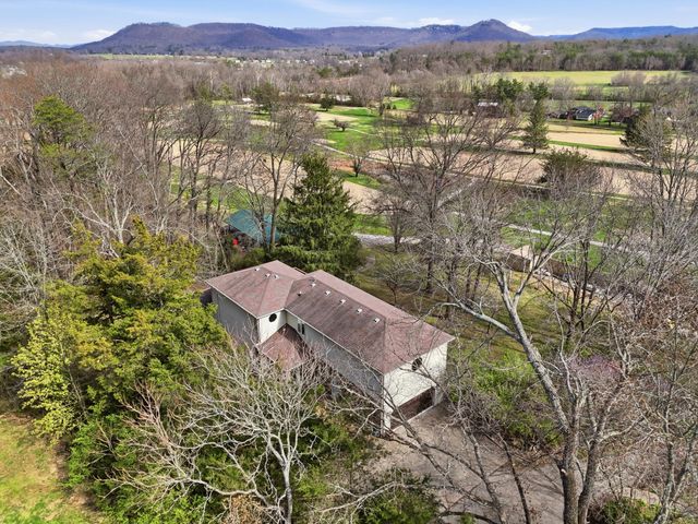 106 Churchill Drive, Berea, KY 40403