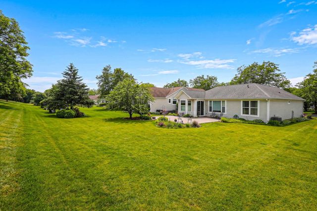 12926 Oak Grove Drive, Huntley, IL 60142