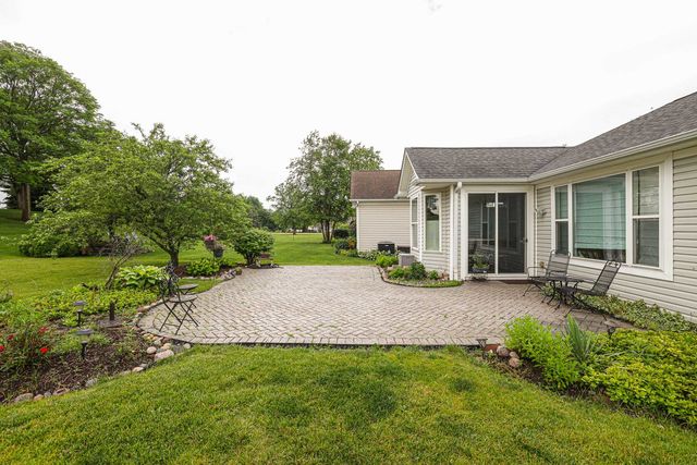 12926 Oak Grove Drive, Huntley, IL 60142